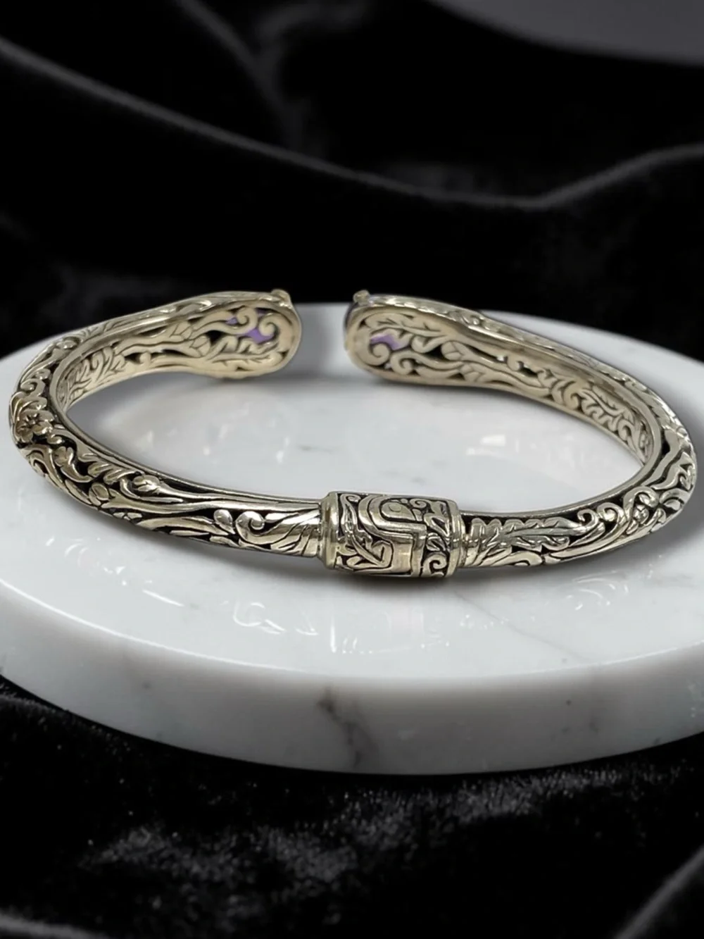 Estate Embossed Sterling Silver 925 Amethyst Cuff Hinged Bangle Bracelet! - Picture 4 of 16